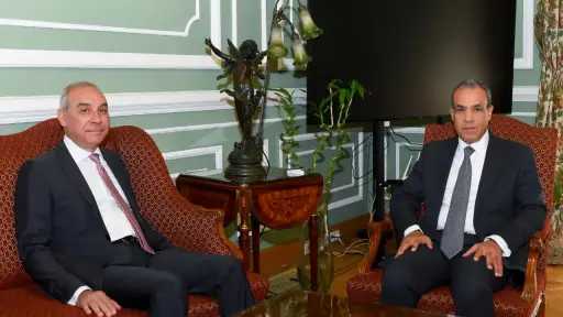 وزير الخارجية يلتقي رئيس مجلس إدارة الهيئة العامة... وزير الخارجية يلتقي رئيس مجلس إدارة الهيئة العامة للاستعلامات