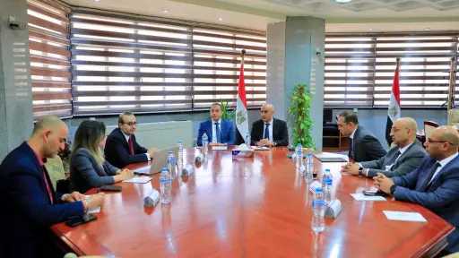 وزير التعليم يعقد اجتماعا لبحث آليات التعاون... وزير التعليم يعقد اجتماعا لبحث آليات التعاون المشترك لإدراج ”الثقافة المالية” ضمن المناهج الدراسية