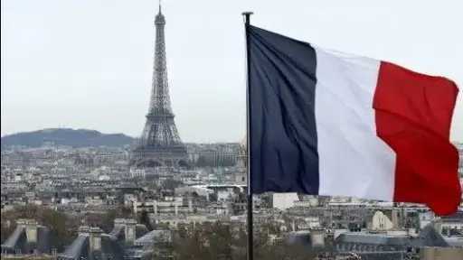 بعد رفضها لاستخدام مجالها الجوي لنقل أسلحة الحرب.. إسرائيل توقف مشترياتها العسكرية من فرنسا