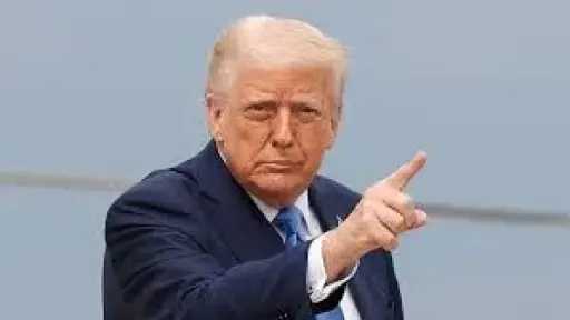 ترامب يمدد الموعد النهائي لإعادة فتح مضيق هرمز 24 ساعة إضافية