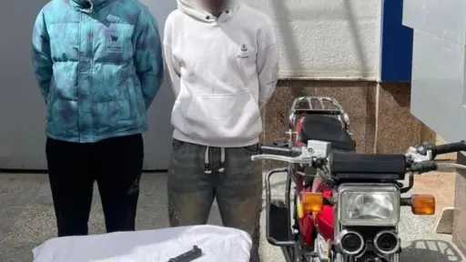 «على سبيل المزاح».. ضبط طالبين أتلفا سيارة بسلاح أبيض في المنوفية