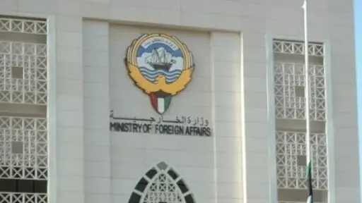 وزيرا الخارجية الكويتي والسعودي يبحثان تطورات الأوضاع في المنطقة