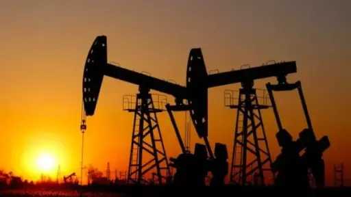 نجاح حفر بئر نفط جديدة بخليج السويس بإنتاج... نجاح حفر بئر نفط جديدة بخليج السويس بإنتاج يناهز 2500 برميل يوميًا