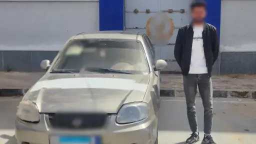 بعد تداول فيديو.. ضبط طالب لقيادته سيارة برعونة... بعد تداول فيديو.. ضبط طالب لقيادته سيارة برعونة في البساتين