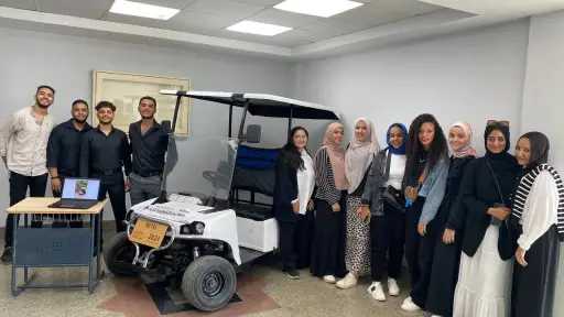 تصنيع أول سيارة جولف كهربائية محلية داخل ورش الكلية التكنولوجية بالقاهرة
