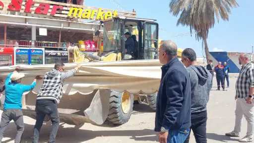 نائب محافظ بورسعيد يقود حملة مكبرة لإزالة الإشغالات بمنطقة ”الإسراء وأبراج النور ”بحي الضواحي