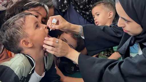 صحة غزة تعلن استئناف  حملة تطعيم استدراكية للأطفال دون سن الثالثة