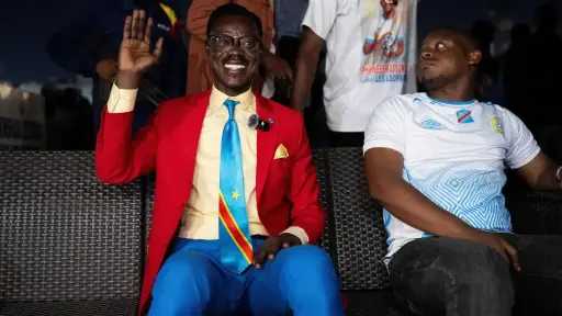 طلب عاجل من لاعبي الكونغو لرئيس الجمهورية بشأن المشجع ”لومومبا”
