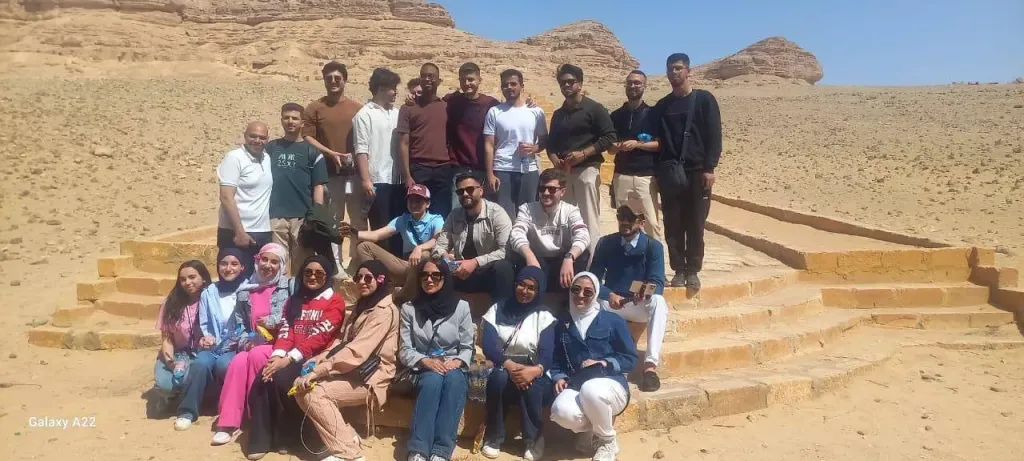 جانب من الزيارة