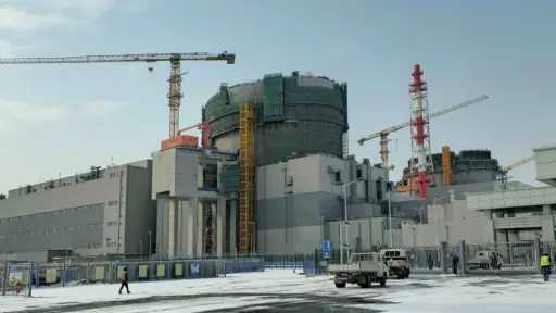 «روساتوم» تسلّم أول شحنة وقود نووي لمحطة شودابو للطاقة النووية في الصين