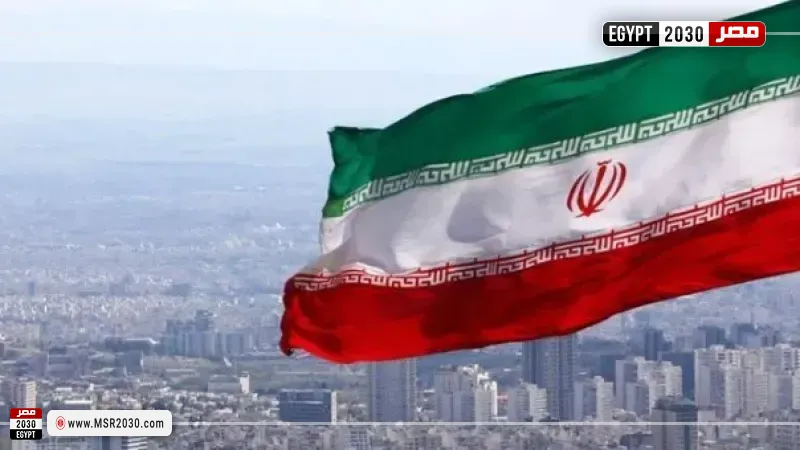 ضربات عسكرية مكثفة ضد إيران للضغط عليها لفتح مضيق هرمز