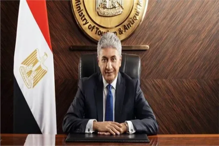 وزير السياحة