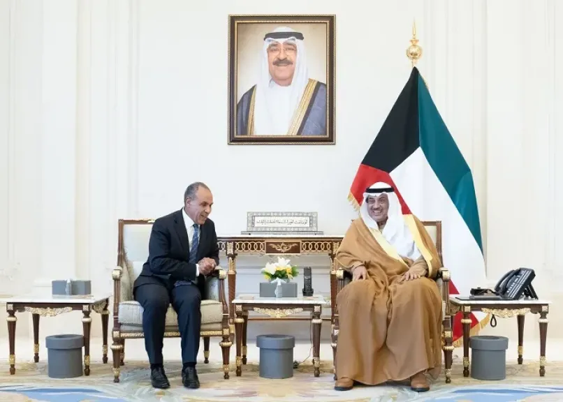 وزير الخارجية يسلم رسالة الرئيس السيسي للكويت: أمن الخليج امتداد للأمن المصري