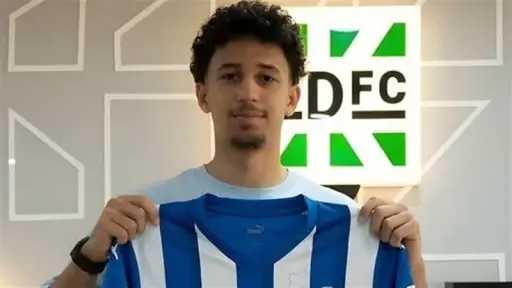 رسميًا.. عمر ياسر ينتقل إلى ألافيس الإسباني بداية... رسميًا.. عمر ياسر ينتقل إلى ألافيس الإسباني بداية من يوليو