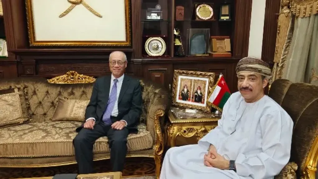 سلطنة عمان ولاتفيا تبحثان تطورات الأوضاع بعد وقف الحرب في إيران