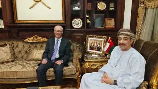 سلطنة عمان ولاتفيا تبحثان تطورات الأوضاع بعد وقف الحرب في إيران