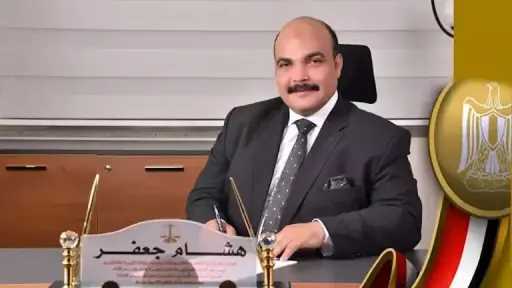 هشام جعفر: حظر التعامل بالعملة الأجنبية في توثيق الشهادات خطوة لحماية أولياء الأمور