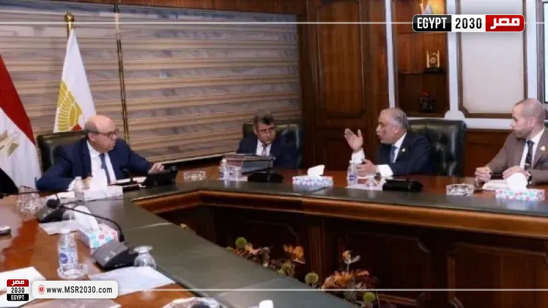 وزير الطيران يستقبل نواب البرلمان لتعزيز آليات العمل المشترك وتطوير المنظومة