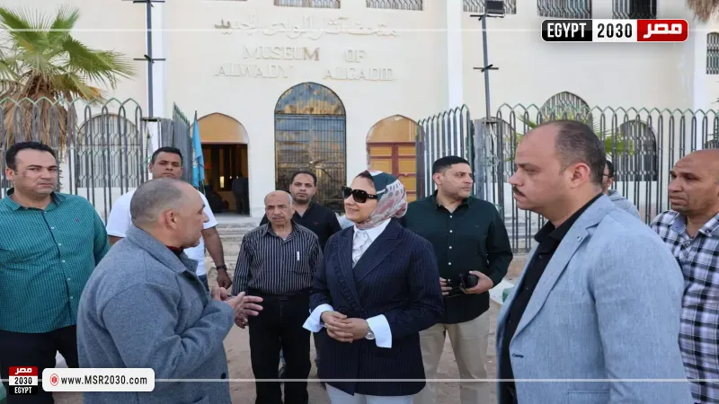 جانب من جولة محافظ الوادي الجديد