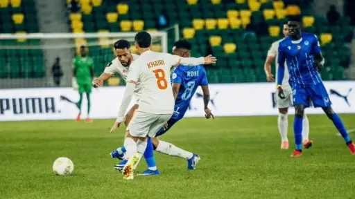 الهلال السوداني يصدر بيانًا شديد اللهجة ضد كاف بسبب قضية حمزة الموساوي