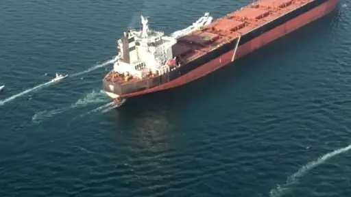 تقرير: ناقلة نفط غير إيرانية تعبر مضيق هرمز... تقرير: ناقلة نفط غير إيرانية تعبر مضيق هرمز للمرة الأولى منذ وقف النار