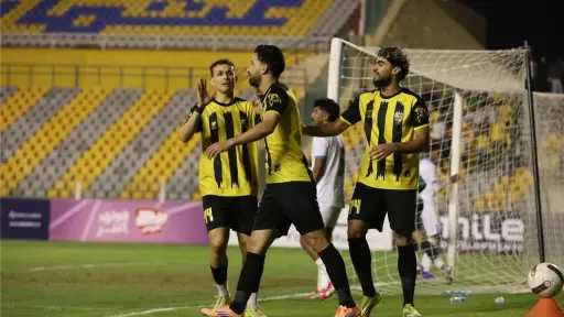 المقاولون يعمّق جراح الإسماعيلي ويقتنص فوزًا ثمينًا في... المقاولون يعمّق جراح الإسماعيلي ويقتنص فوزًا ثمينًا في الدوري