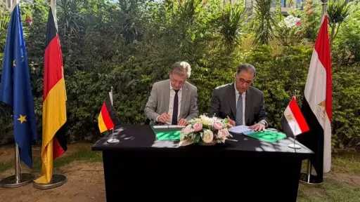 نائب وزير الخارجية يوقع إعلان نوايا للتعاون مع... نائب وزير الخارجية يوقع إعلان نوايا للتعاون مع الجانب الألماني