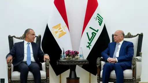وزير الخارجية يبحث مع نظيره العراقي سبل دعم... وزير الخارجية يبحث مع نظيره العراقي سبل دعم العلاقات الثنائية والتطورات الإقليمية