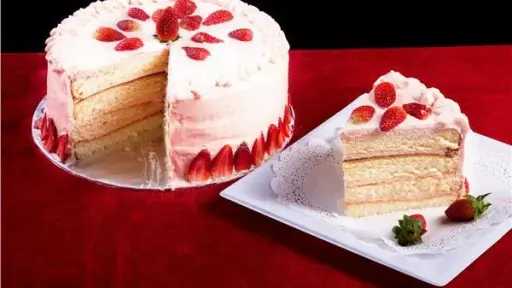 طريقة عمل تورتة الفراولة في المنزل