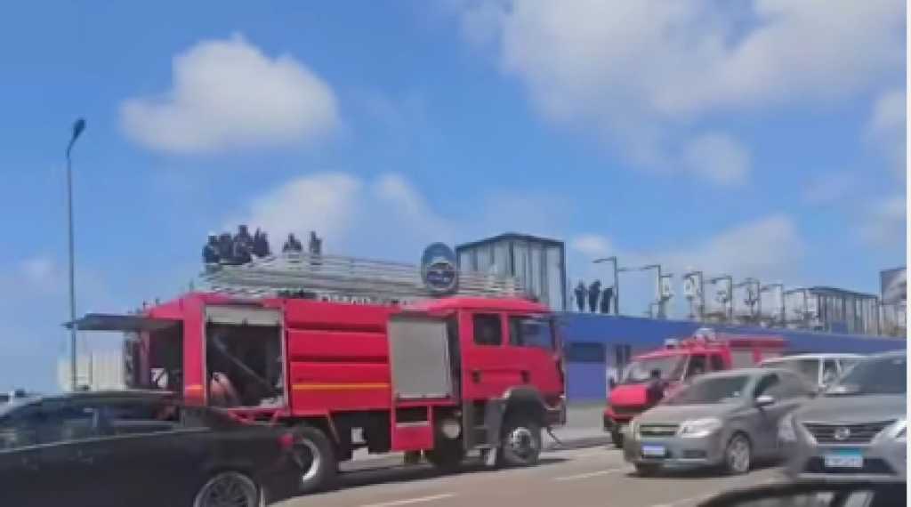 السيطرة على حريق مدخنة مطعم بسيدي جابر في الإسكندرية وإصابة 3 أشخاص باختناق