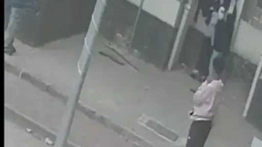 الأمن يكشف حقيقة فيديو تعدي صبية على ممتلكات المواطنين بالقاهرة