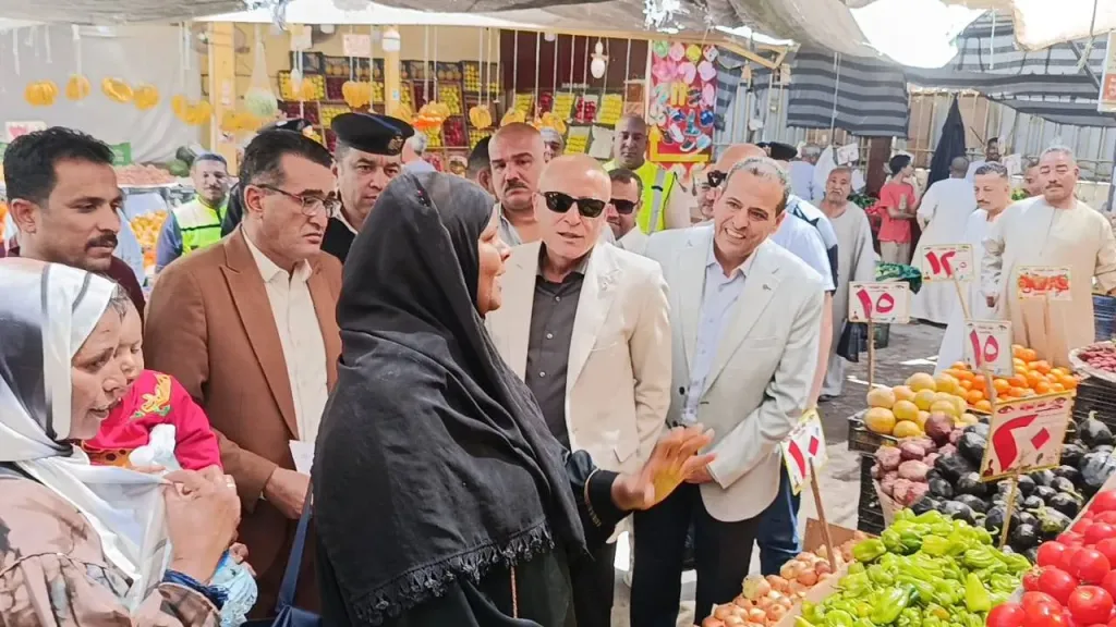 جانب من جولة محافظ الأقصر
