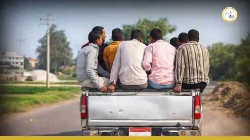 «النقل» تحذر من ركوب عربات غير مخصصة للركاب عبر فيديو توعوي