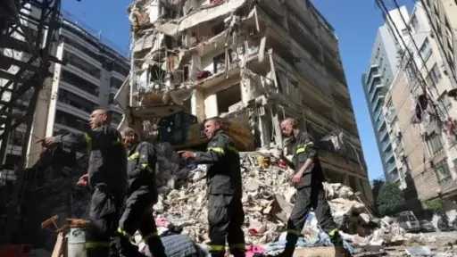 عملية بيجر 2 تهز لبنان.. ضربات إسرائيلية مكثفة ضد مواقع لحزب الله