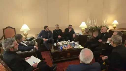 مفاوضات إسلام آباد .. بروز خلافات حادة وواشنطن تتحرك عسكريًا