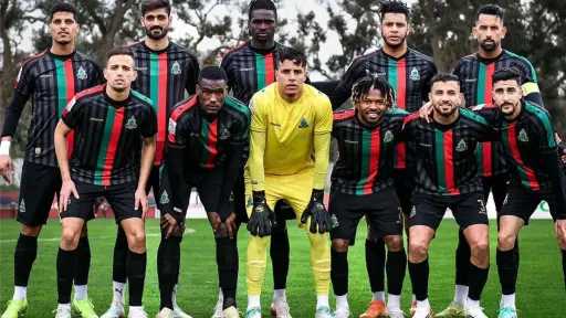 الجيش الملكي يهزم نهضة بركان بثنائية في ذهاب نصف نهائي دوري أبطال إفريقيا