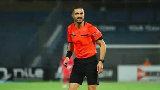 رويز يكشف موقف محمود وفا من قيادة مباريات للأهلي بعد أزمة سيراميكا كليوباترا