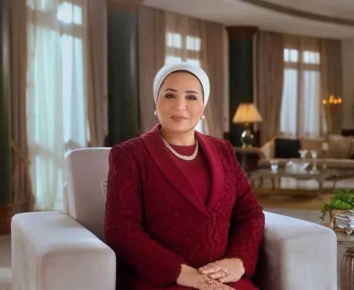 السيدة انتصار السيسي تهنئ أقباط مصر بعيد القيامة المجيد