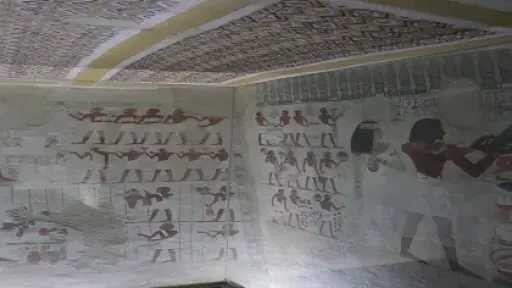 السياحة: ترميم ثلاث مقابر أثرية بجبانة الخوخة بالبر الغربي في الأقصر