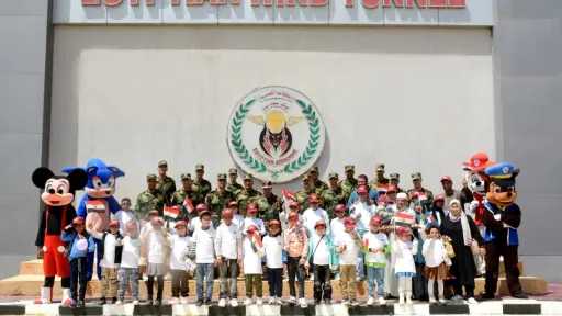 المتحدث العسكري: الجيوش الميدانية والمناطق العسكرية تفتح أبوابها للاحتفال مع أطفال مصر بيوم اليتيم