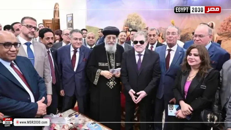 البابا تواضروس يستقبل مهنئيه بعيد القيامة المجيد