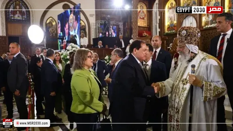 محمد أبو العينين يهنئ البابا تواضروس والأقباط بعيد القيامة