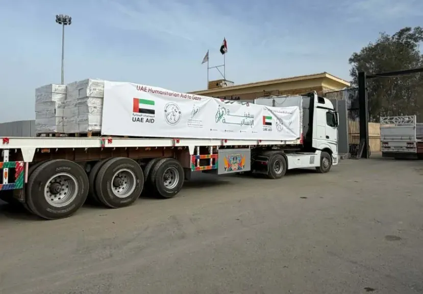 إدخال 53 طنا من المساعدات الطبية الإماراتية من معبر رفح إلى غزة