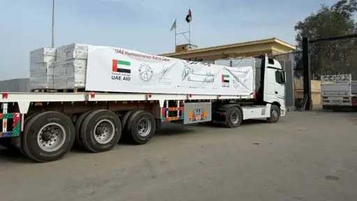 إدخال 53 طنا من المساعدات الطبية الإماراتية من معبر رفح إلى غزة
