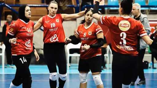 «سيدات طائرة الأهلي» يواجه «مصنع الكحول الإثيوبي» في... «سيدات طائرة الأهلي» يواجه «مصنع الكحول الإثيوبي» في افتتاح بطولة إفريقيا