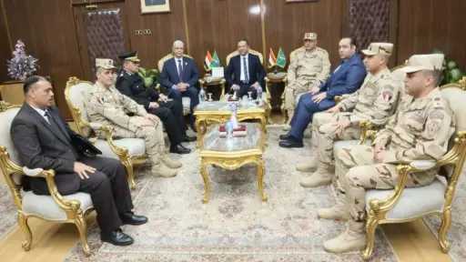 محافظ المنوفية يستقبل مدير جمعية المحاربين القدماء وضحايا الحروب