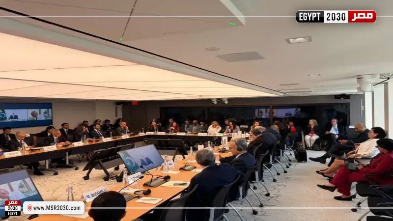 وزير الخارجية يشارك في جلسة بالبنك الدولي حول التداعيات الاقتصادية للصراع بالشرق الأوسط