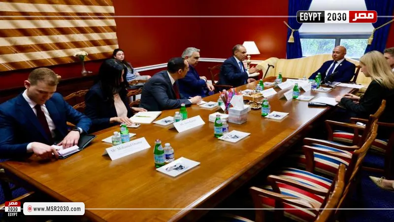 وزير الخارجية يلتقي رئيس لجنة الشئون الخارجية بمجلس النواب الأمريكي 