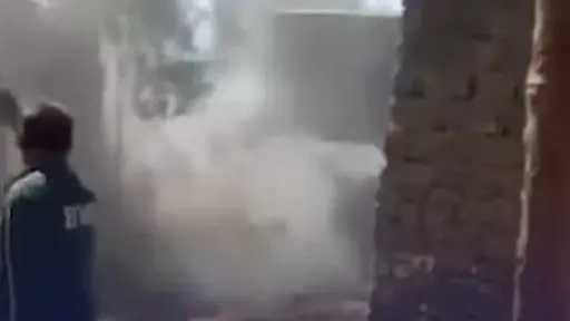 بسبب “لهو الأطفال”.. كشف ملابسات فيديو هدم منزل بلودر في الجيزة وضبط أطراف المشاجرة