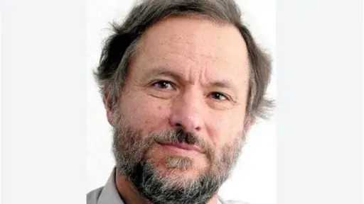 أستاذ علوم سياسية: القصف الأمريكي لم يحقق الحسم..... أستاذ علوم سياسية: القصف الأمريكي لم يحقق الحسم.. وإغلاق هرمز ينذر بأزمة اقتصادية عالمية